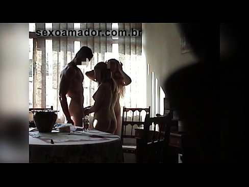 ❤️ געשלעכט פרענדז פאַרבעטן אַ ריז מענטש און אַ דרייסאַם מיט אים ❤❌  סעקס ביי אונדז yi.pornmega.ru ❌❤